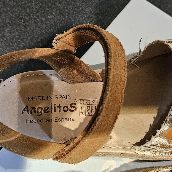 Angelitos Spanish sandals - Picture 8 of 10